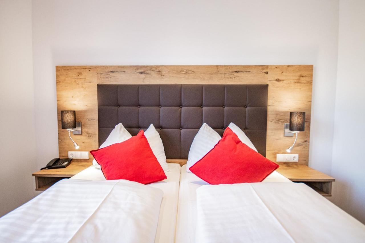 Hotel Wilder Mann Щайнах ам Бренер Екстериор снимка